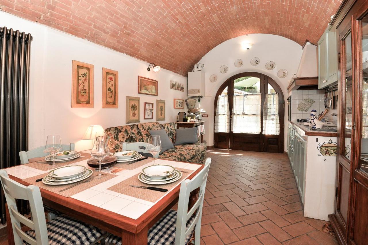 Appartamento Vecchio Mulino Isola d'Arbia エクステリア 写真