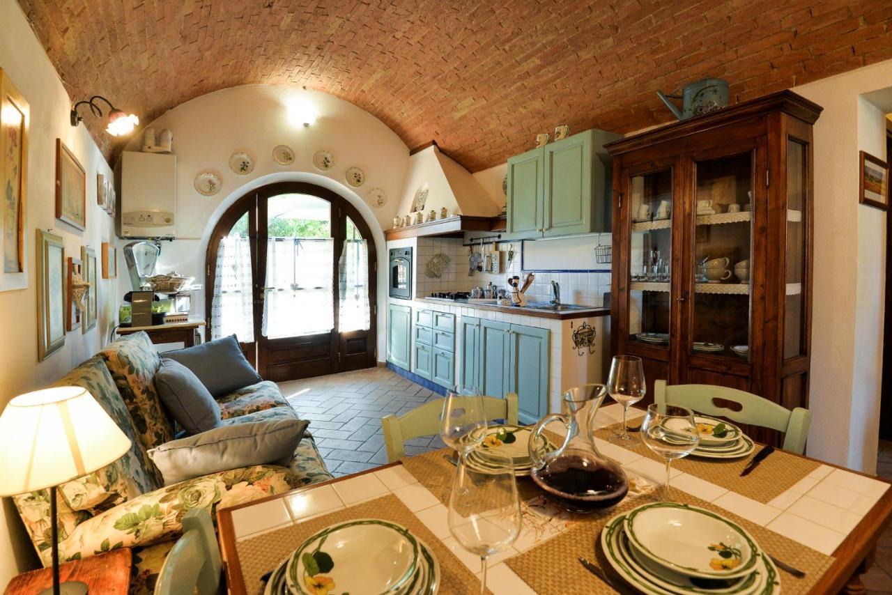 Appartamento Vecchio Mulino Isola d'Arbia エクステリア 写真